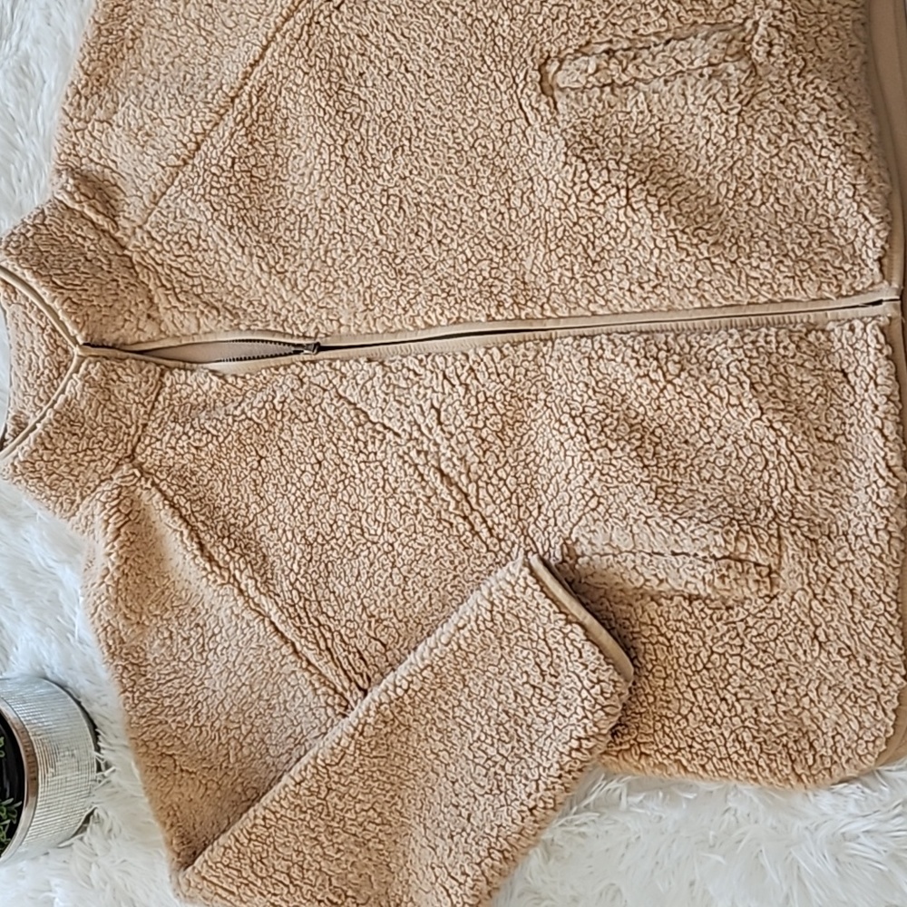 Comfy, cozy sweater/jacket